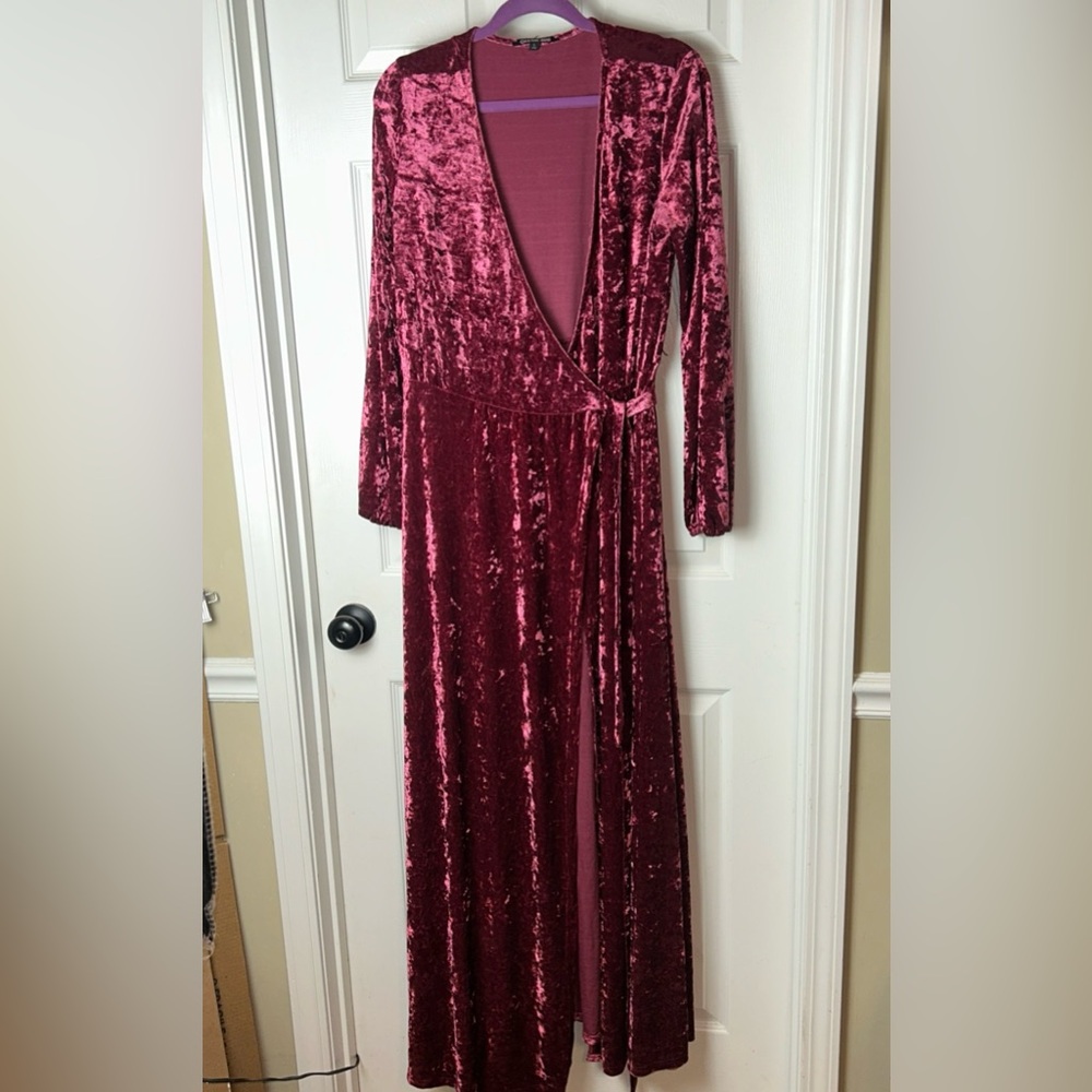 Gianni Bini Velour Dress Size L  Mauve Pink True Wrap Gown Romantic Valentine